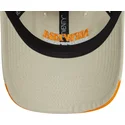 shapka-izvita-bezhov-reguliruem-9twenty-flame-visor-ot-new-era