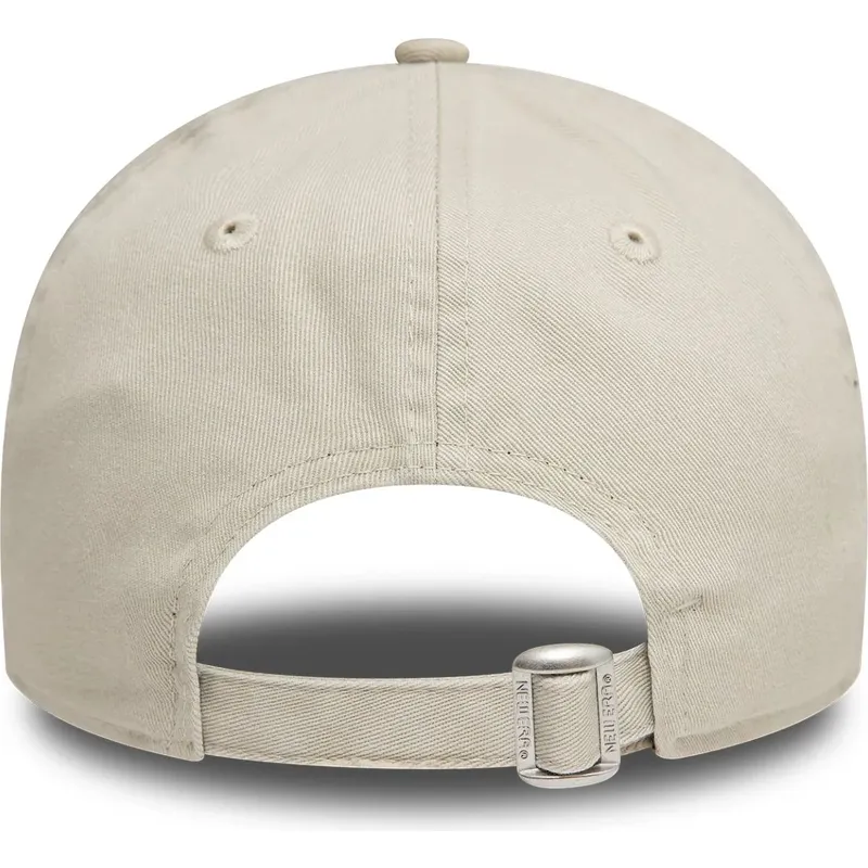 beige-justerbar-kvindekasket-9twenty-med-buet-skygge-fra-take-it-easy-af-new-era