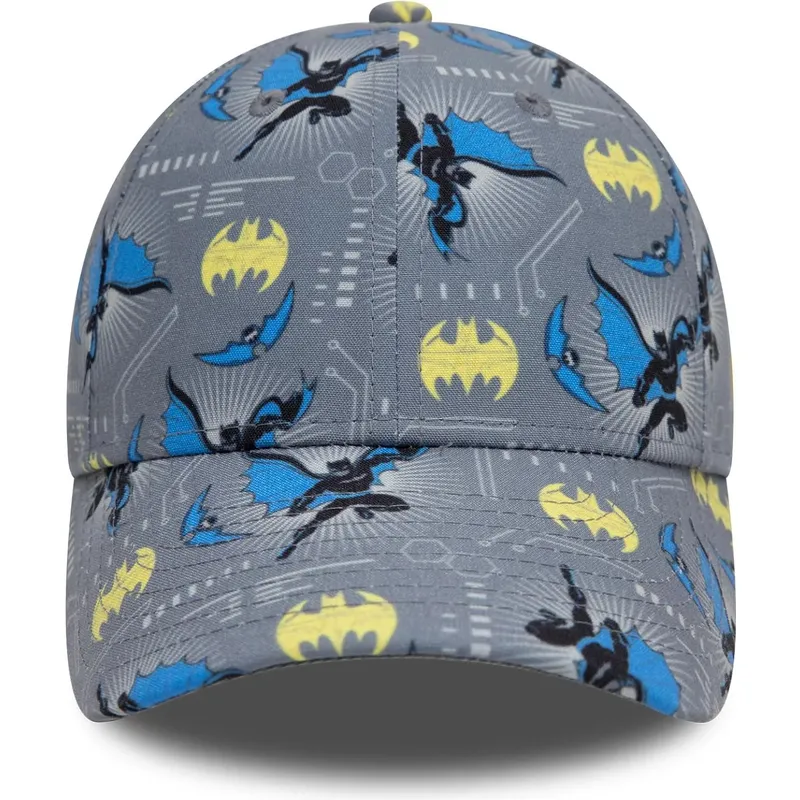 graue-gebogene-kappe-fur-kinder-9forty-all-over-print-von-batman-dc-comics-von-new-era