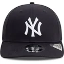 shapka-izvita-tmnosin-snapbek-9seventy-stretch-snap-na-new-york-yankees-mlb-ot-new-era