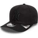 new-era-new-york-yankees-mlb-9seventy-stretch-snap-schwarze-snapback-kappe-mit-gebogenem-schirm-und-schwarzem-logo