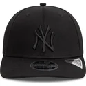 new-era-new-york-yankees-mlb-9seventy-stretch-snap-schwarze-snapback-kappe-mit-gebogenem-schirm-und-schwarzem-logo