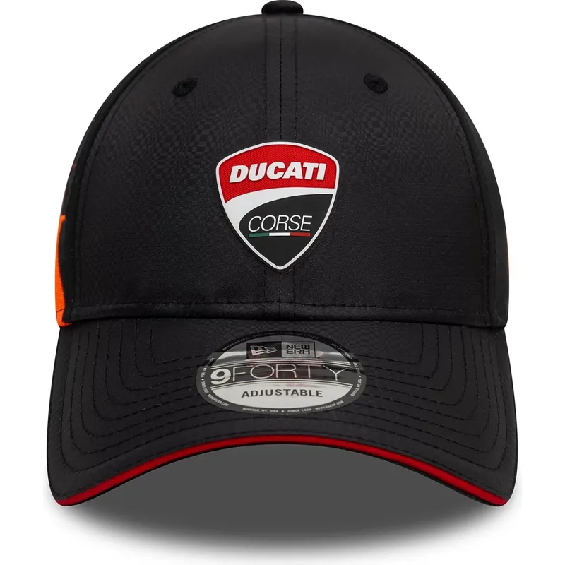 schwarze-verstellbare-curved-cap-9forty-gradient-print-von-ducati-motor-motogp-von-new-era