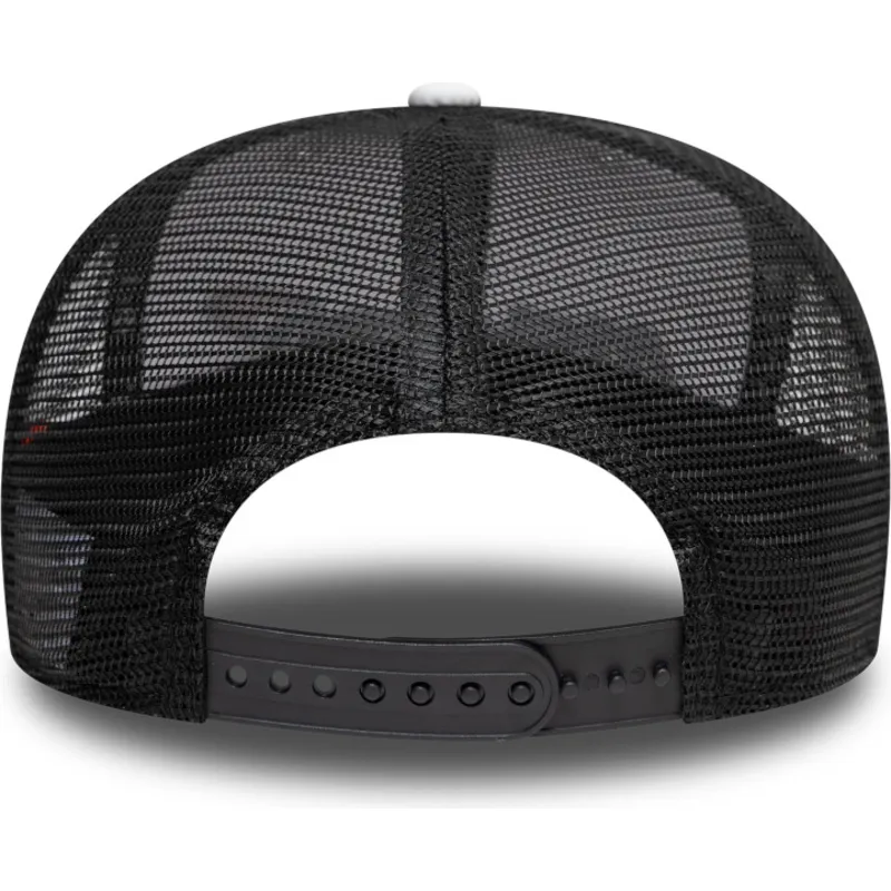 shapka-ploska-traker-cherna-snapbek-9fifty-checkered-visor-na-mclaren-racing-formula-1-ot-new-era