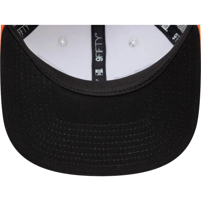 shapka-ploska-traker-cherna-snapbek-9fifty-checkered-visor-na-mclaren-racing-formula-1-ot-new-era