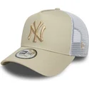 gorra-trucker-beige-og-hvid-med-beige-logo-a-frame-league-essential-fra-new-york-yankees-mlb-fra-new-era