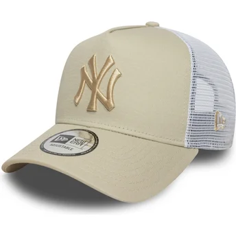 New Era A Frame League Essential New York Yankees MLB Бежова и Бяла Шапка Тракер с Бежово Лого