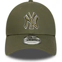 gron-justerbar-buet-kasket-med-gront-logo-9forty-outline-af-new-york-yankees-mlb-fra-new-era