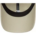 shapka-izvita-bezhov-reguliruem-9twenty-mini-na-new-york-yankees-mlb-ot-new-era