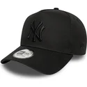 new-era-mlb-new-york-yankees-league-essential-e-frame-snapback-kappe-mit-gebogenem-schirm-und-schwarzem-logo-in-schwarz