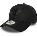 shapka-izvita-cherna-snapbek-e-frame-essential-na-chicago-bulls-nba-ot-new-era