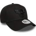 shapka-izvita-cherna-snapbek-e-frame-essential-na-chicago-bulls-nba-ot-new-era