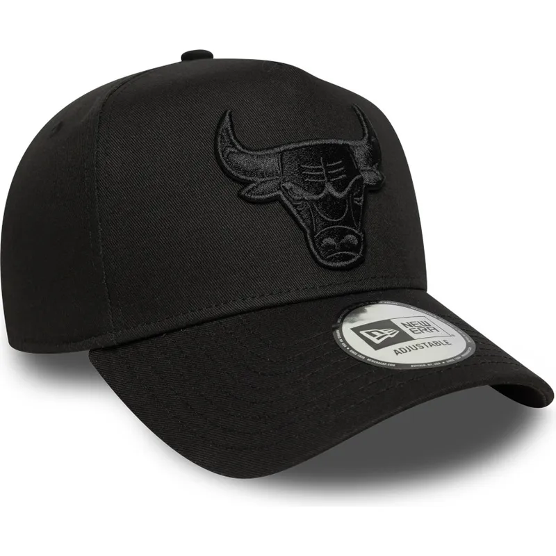 shapka-izvita-cherna-snapbek-e-frame-essential-na-chicago-bulls-nba-ot-new-era