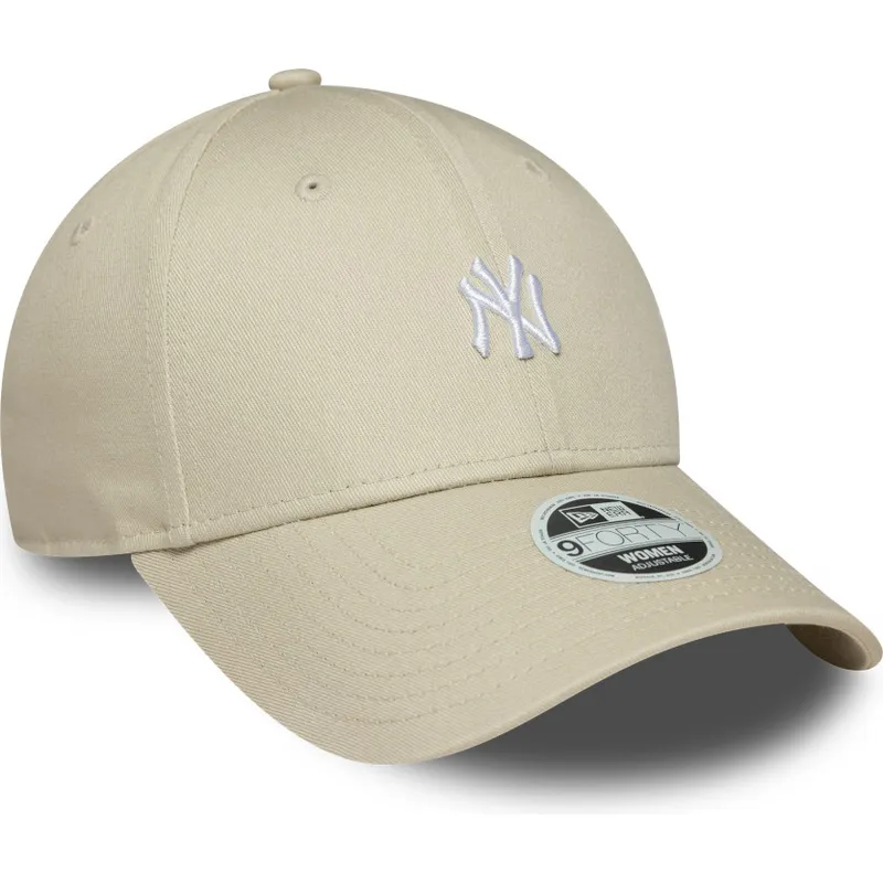 beige-gebogene-verstellbare-damenkappe-9forty-mini-logo-der-new-york-yankees-mlb-von-new-era