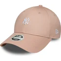 casquette-courbee-rose-ajustable-pour-femme-9forty-mini-logo-new-york-yankees-mlb-new-era