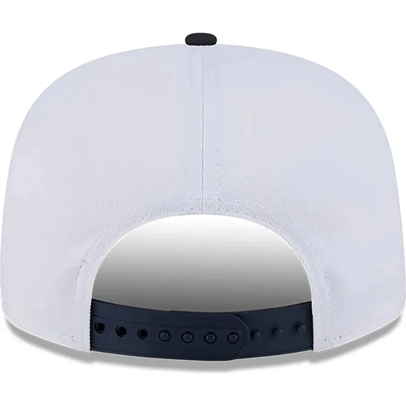 hvid-og-sort-flad-snapback-kasket-golfer-championship-pin-fra-new-york-yankees-atlanta-braves-mlb-af-new-era