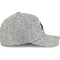 shapka-izvita-siv-snapbek-9forty-m-crown-a-frame-cotton-weave-na-los-angeles-lakers-nba-ot-new-era