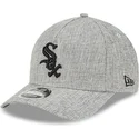 shapka-izvita-siv-snapbek-9forty-m-crown-a-frame-cotton-weave-na-chicago-white-sox-mlb-ot-new-era