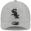 shapka-izvita-siv-snapbek-9forty-m-crown-a-frame-cotton-weave-na-chicago-white-sox-mlb-ot-new-era