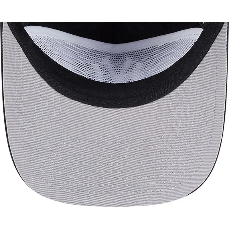 shapka-izvita-cherna-reguliruem-golfer-everyday-nylon-na-new-york-yankees-mlb-ot-new-era