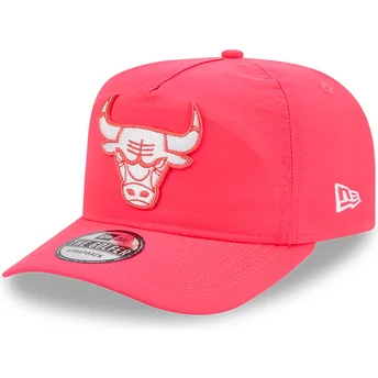 Lyserød justerbar curved cap Golfer Everyday Nylon fra Chicago Bulls NBA fra New Era