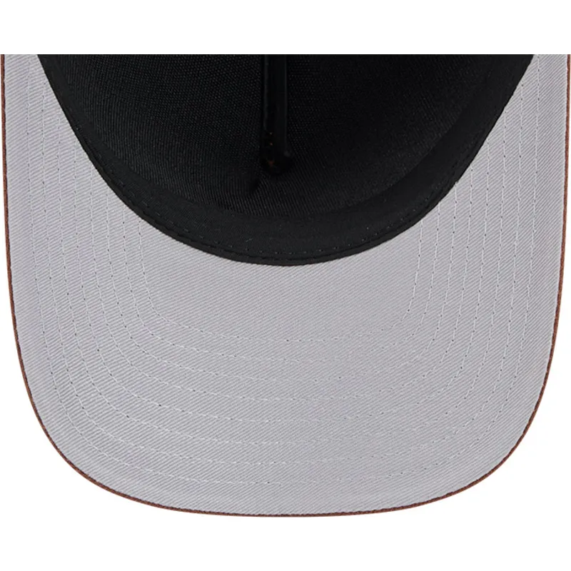 braune-gebogene-snapback-kappe-9forty-m-crown-a-frame-motorsport-von-nascar-von-new-era