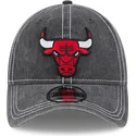 gra-justerbar-kurvet-kasket-9twenty-washed-contrast-fra-chicago-bulls-nba-fra-new-era