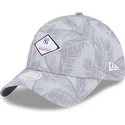 new-era-izvita-kozirka-damska-9twenty-leaf-open-back-spring-training-fan-pack-2025-new-york-yankees-mlb-siva-reguliruema-shapka
