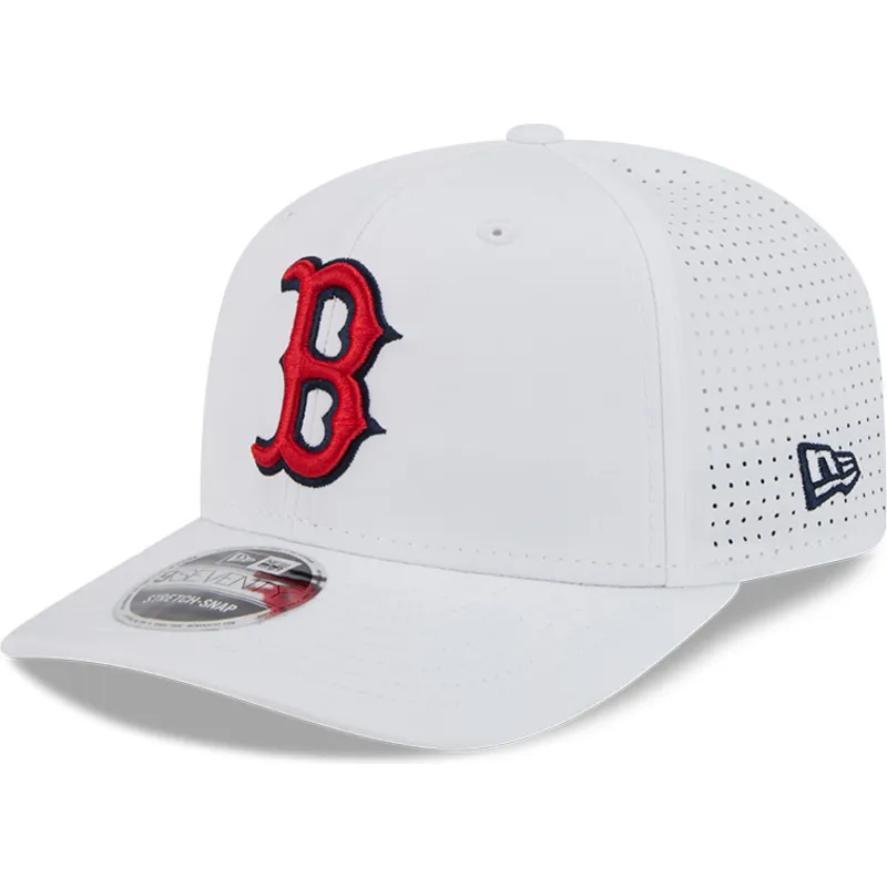 shapka-izvita-traker-byala-snapbek-9seventy-perf-spring-training-fan-pack-2025-na-boston-red-sox-mlb-ot-new-era