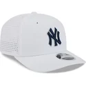 shapka-izvita-traker-byala-snapbek-9seventy-perf-spring-training-fan-pack-2025-na-new-york-yankees-mlb-ot-new-era