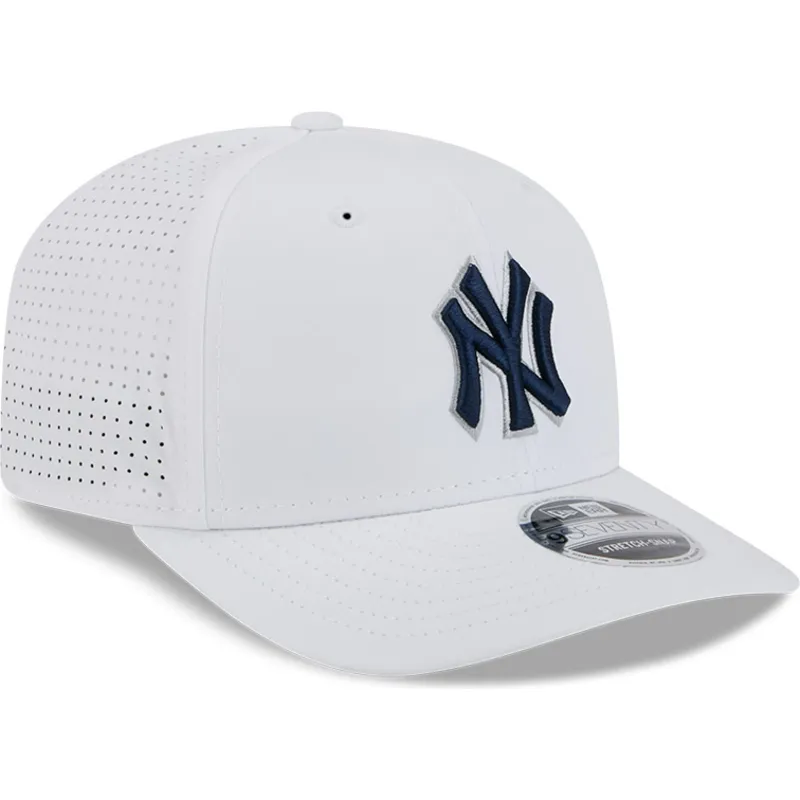 shapka-izvita-traker-byala-snapbek-9seventy-perf-spring-training-fan-pack-2025-na-new-york-yankees-mlb-ot-new-era shapka-izvita-traker-byala-snapbek-9seventy-perf-spring-training-fan-pack-2025-na-new-york-yankees-mlb-ot-new-era
