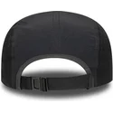 new-era-verstellbare-schwarze-curved-runner-tech-kappe