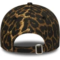 shapka-izvita-leopard-reguliruem-9twenty-outline-na-new-york-yankees-mlb-ot-new-era