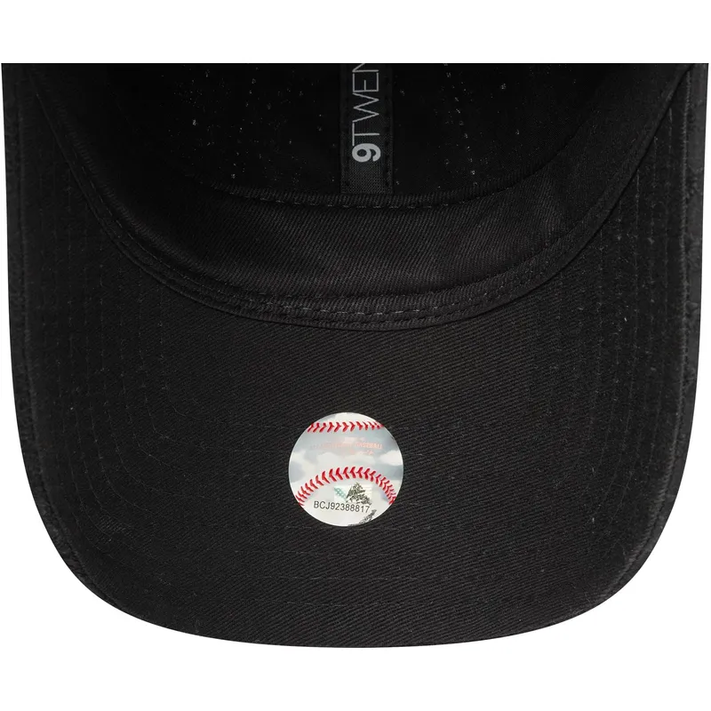 shapka-izvita-cherna-reguliruema-9twenty-broderie-na-new-york-yankees-mlb-ot-new-era