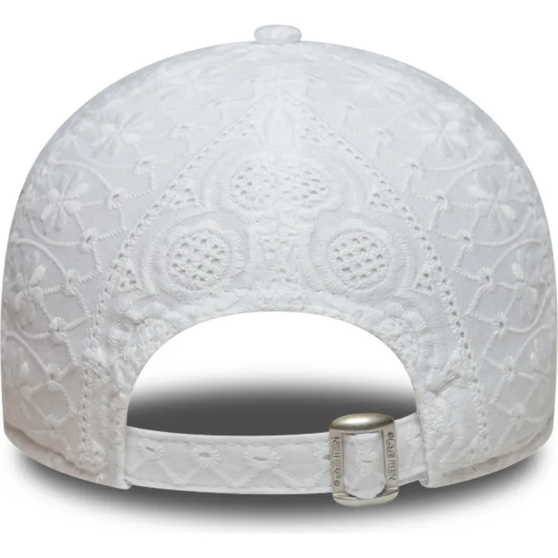 new-era-izvita-kozirka-damska-byalo-logo-9twenty-broderie-new-york-yankees-mlb-byala-reguliruema-shapka