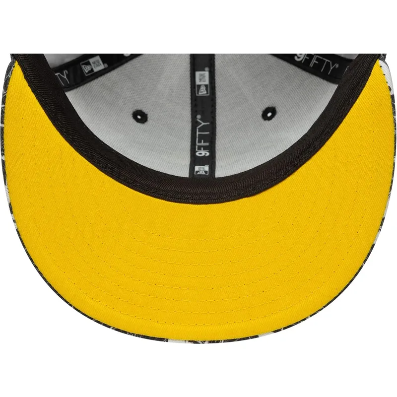 shapka-ploska-cherna-snapbek-za-deca-9fifty-all-over-print-na-batman-dc-comics-ot-new-era