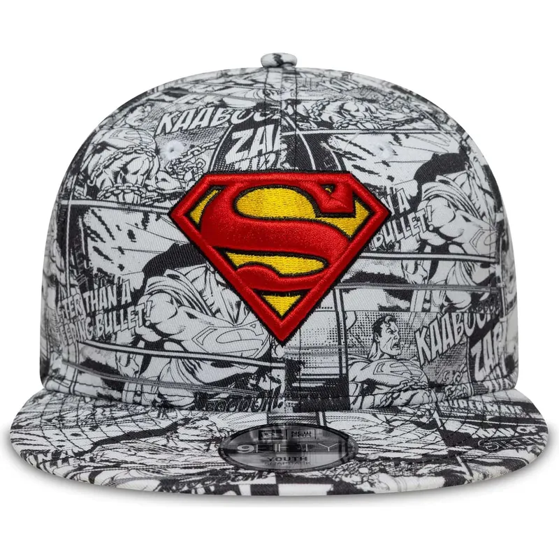 shapka-ploska-cherna-snapbek-za-deca-9fifty-all-over-print-na-superman-dc-comics-ot-new-era