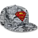 shapka-ploska-cherna-snapbek-za-deca-9fifty-all-over-print-na-superman-dc-comics-ot-new-era