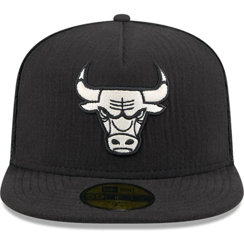 shapka-ploska-cherna-prilepnala-59fifty-day-a-frame-na-chicago-bulls-nba-ot-new-era shapka-ploska-cherna-prilepnala-59fifty-day-a-frame-na-chicago-bulls-nba-ot-new-era