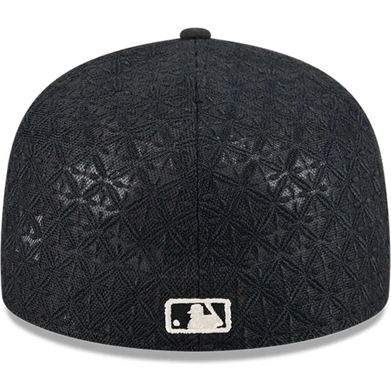 shapka-ploska-cherna-prilepnala-59fifty-day-a-frame-na-new-york-yankees-mlb-ot-new-era