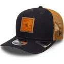 casquette-trucker-bleue-marine-et-marron-9seventy-stretch-snap-debossed-logo-new-york-yankees-mlb-new-era