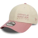 beige-und-rosa-verstellbare-curved-cap-9forty-contrast-von-red-bull-racing-formula-1-von-new-era