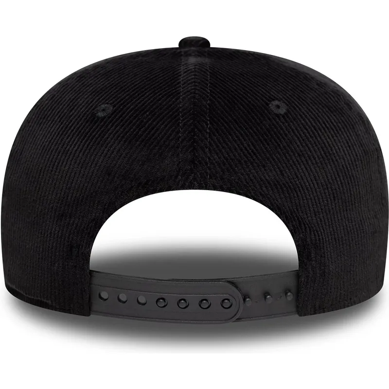 shapka-izvita-cherna-snapbek-9fifty-cord-precurved-na-mclaren-racing-formula-1-ot-new-era