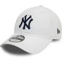 casquette-courbee-blanche-ajustable-avec-logo-bleu-9twenty-core-classic-new-york-yankees-mlb-new-era
