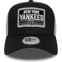 casquette-trucker-noire-et-blanche-a-frame-patch-new-york-yankees-mlb-new-era