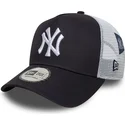 shapka-izvita-traker-tmnosin-snapbek-a-frame-multi-patch-na-new-york-yankees-mlb-ot-new-era