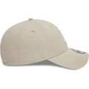 shapka-izvita-bezhov-reguliruem-9forty-league-essential-na-new-york-yankees-mlb-ot-new-era
