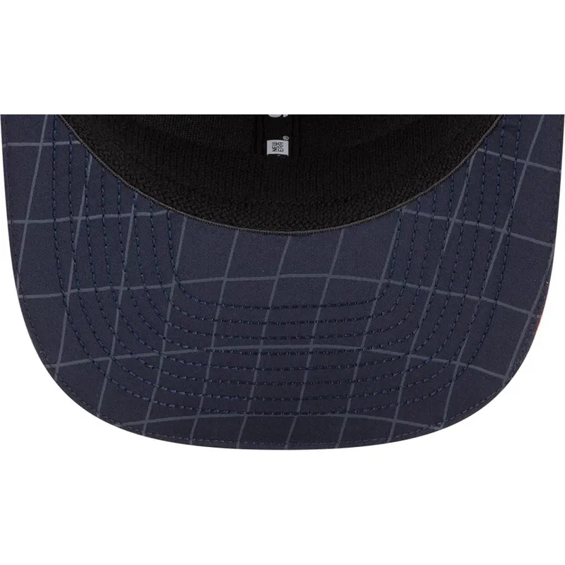shapka-izvita-tmnosin-snapbek-9seventy-stretch-snap-na-red-bull-racing-formula-1-ot-new-era