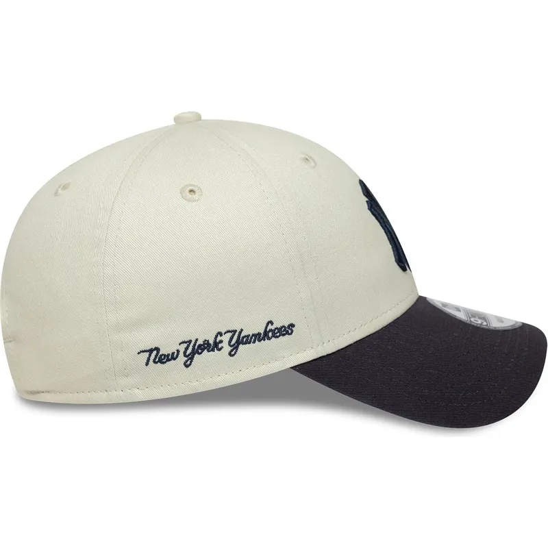shapka-izvita-bezhov-reguliruem-9forty-side-script-na-new-york-yankees-mlb-ot-new-era