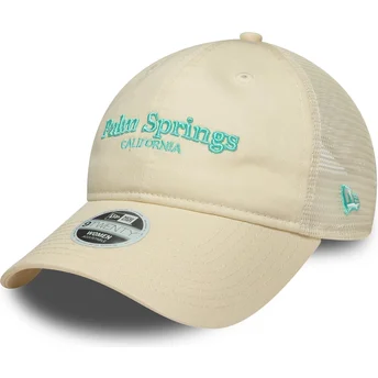 Beige justerbar trucker-kasket til kvinder 9TWENTY City fra Palm Springs Byer og Strande fra New Era